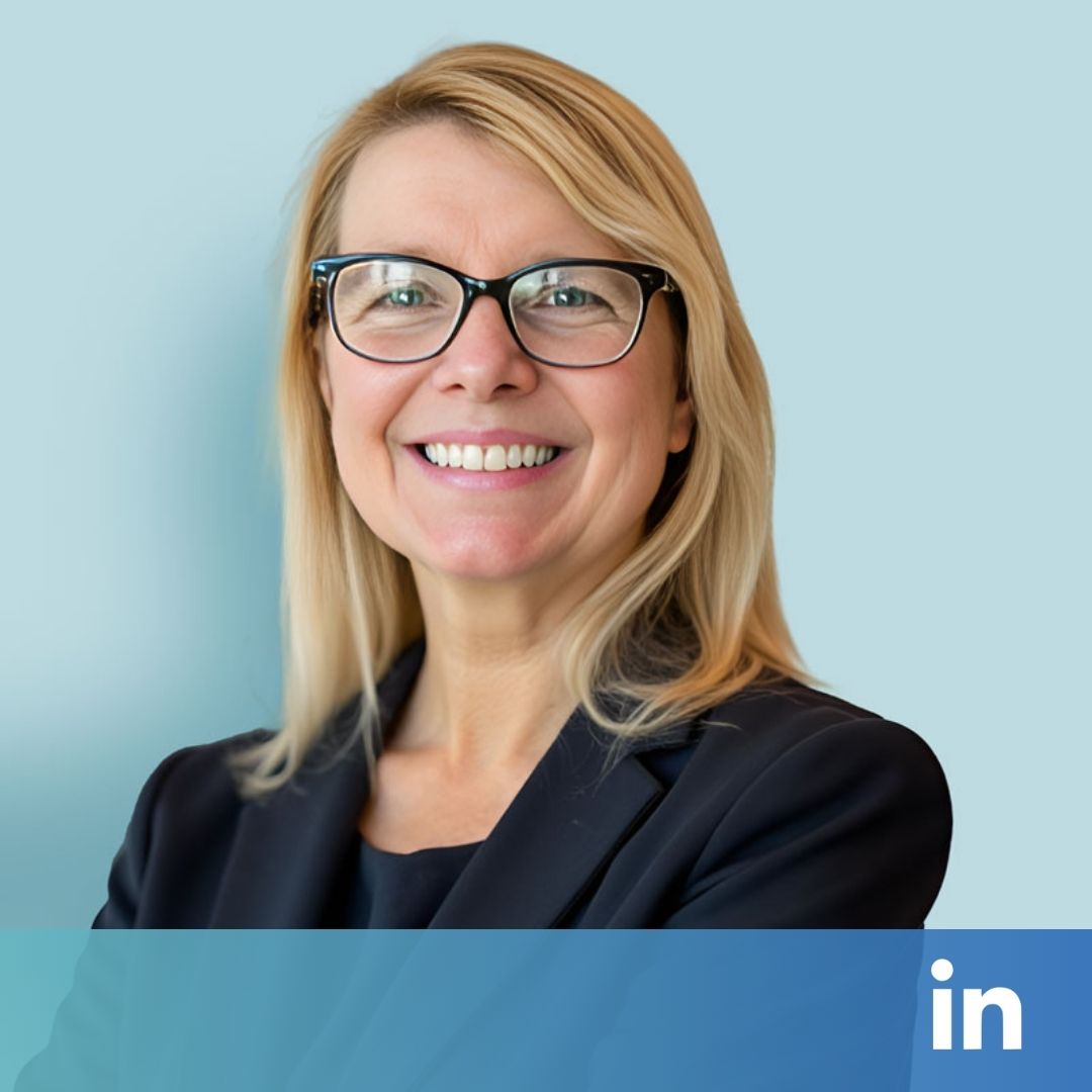 Lois Kester headshot